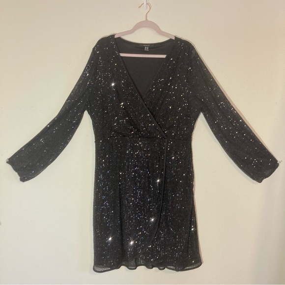 Forever 21+ Glam Black Sequin Long Sleeve Wrap Dress, Sz 2x 18/20 - Picture 7 of 14